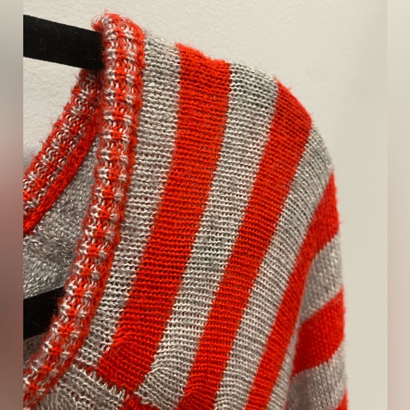 Aeropostale women’s long sweater top, size small - Picture 3 of 13